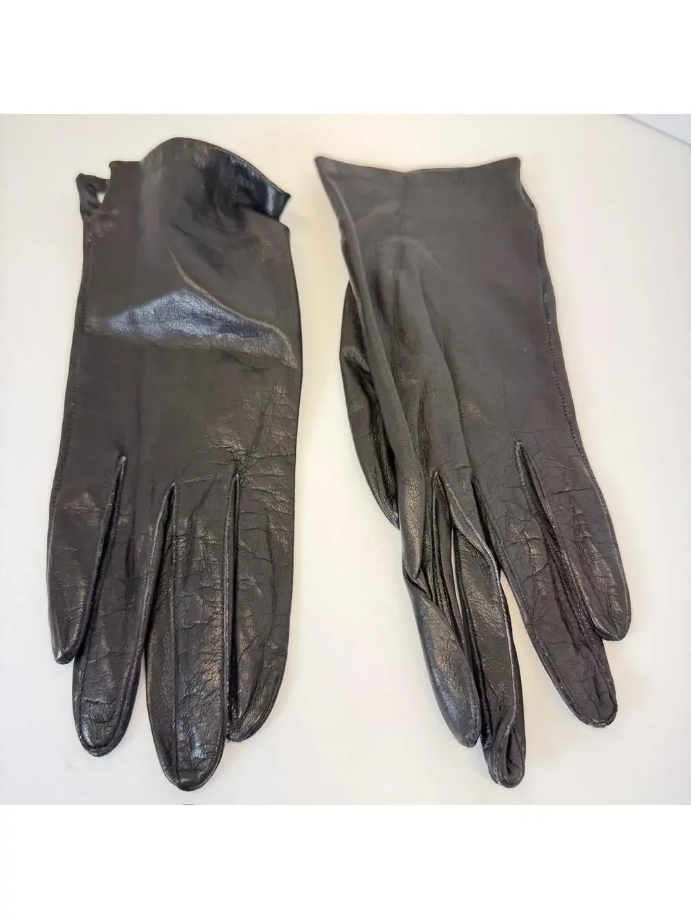 D-10 Black Leather Gloves Lined Size 6‎ 1/2 Made in Philippines
